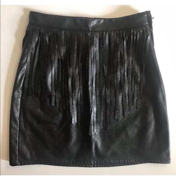 DIVIDED H&M Faux Leather Fringe Mini Skirt Black 4 - Picture 2 of 5